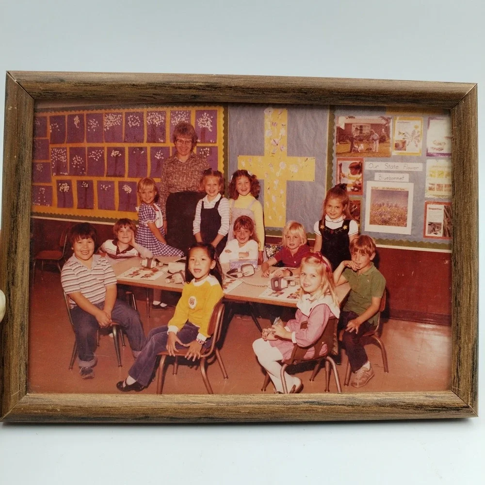 Lot of 2 Vintage 1970s/1980s Kindergarten / Preschool Class Photographs in Frame